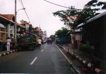 bali03.jpg (19637 oCg)