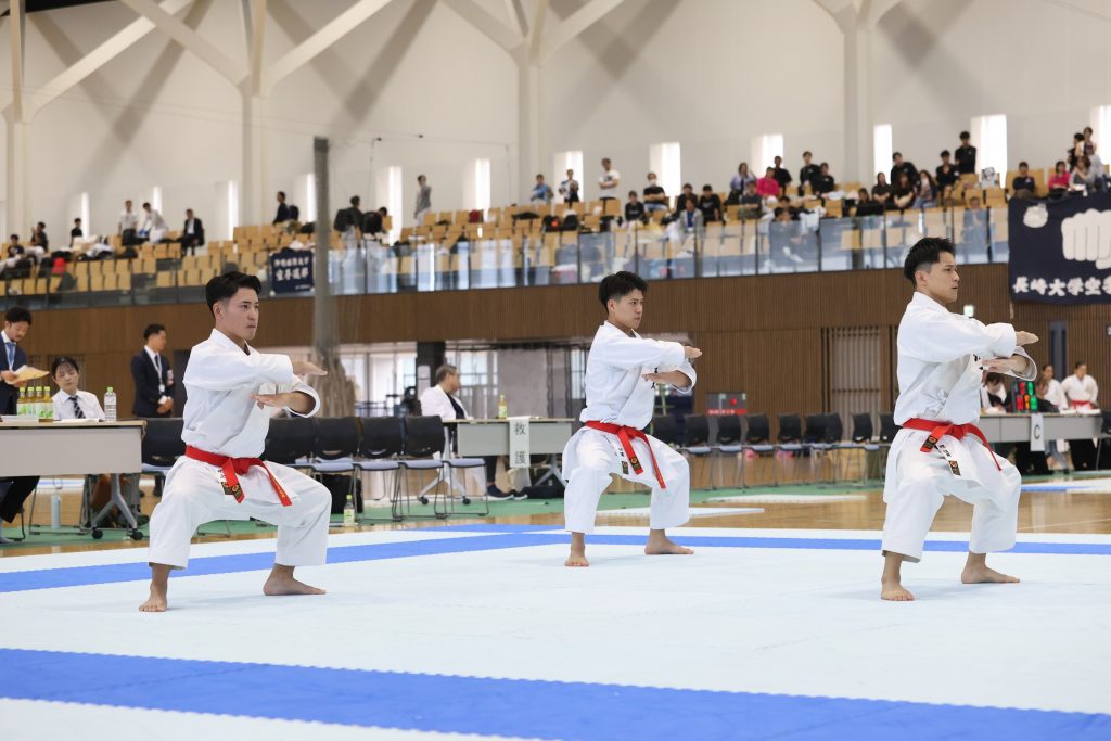 空手道部試合中の様子