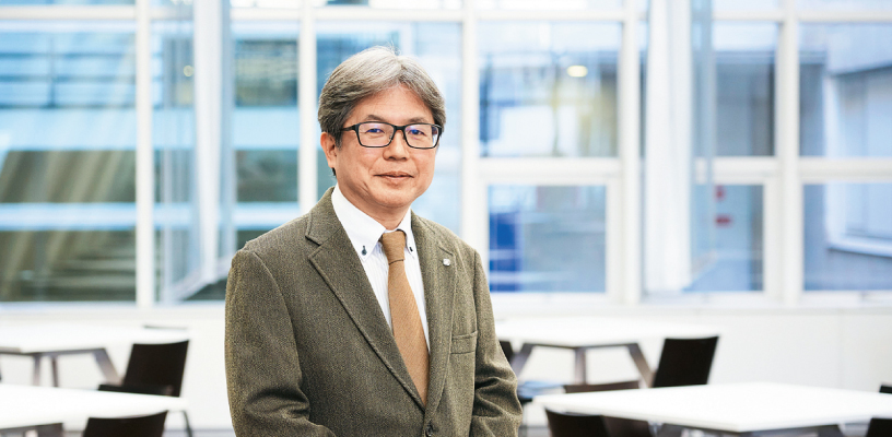 井上 貢一